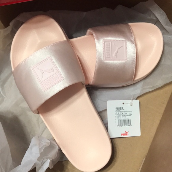 Puma Shoes - 🥀PUMA LEADCAT SATAIN WNS SANDAL SIZE: 8.5 🥀